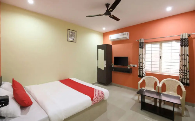 Oyo 18969 H3 Rooms