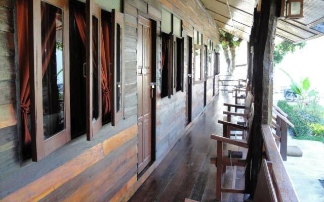 Namkhong Guesthouse & Resort