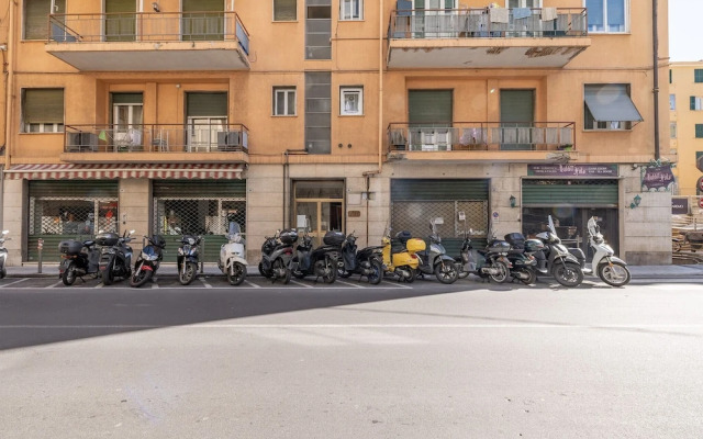 Sea View Central Apartment