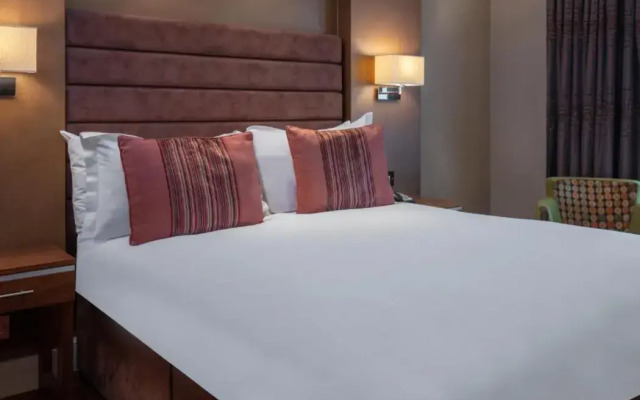 Hampshire Court Hotel & Spa