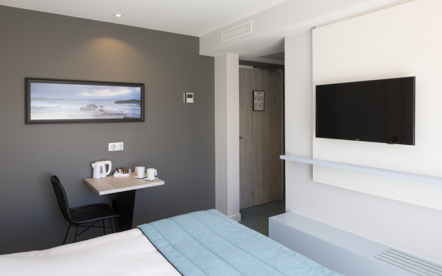 Opéralia Hôtel Les Pins