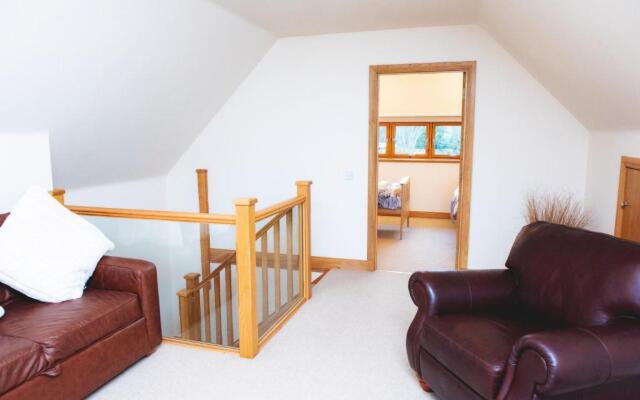 Clovenstone Lodges
