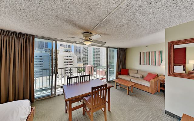 Pacific Monarch 901 Condo By Redawning