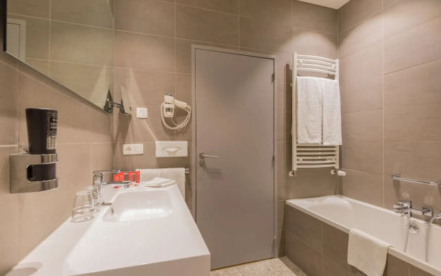 Leonardo Hotel Antwerp The Plaza