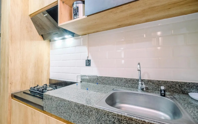 Modern Look And Comfy 2Br Transpark Cibubur Apartment