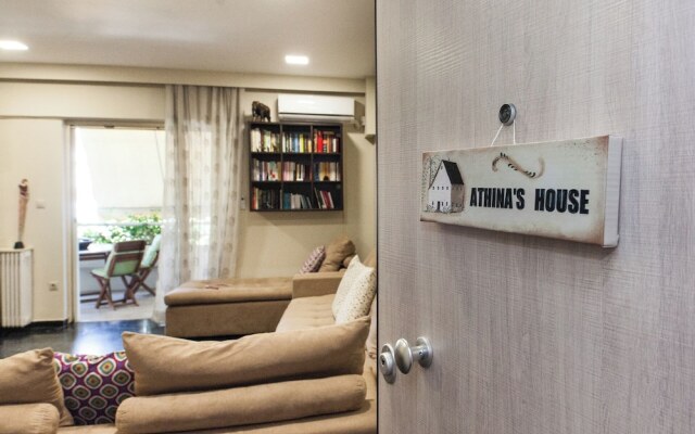 Stylish Athinas House in Kallithea