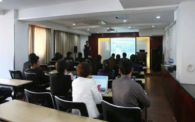 Hanting Express Xiamen Airport Branch Hotel