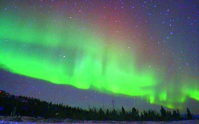 Downtown Log Cabin Hideaway Bed & Breakfast Inn Fairbanks | B&Bs
