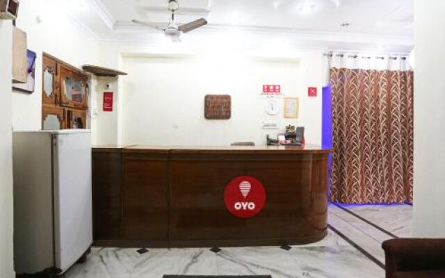 OYO 6073 Hotel K M B