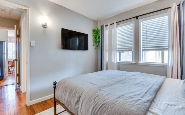 Centrally Located Burbank Duplex Near Hollywood!