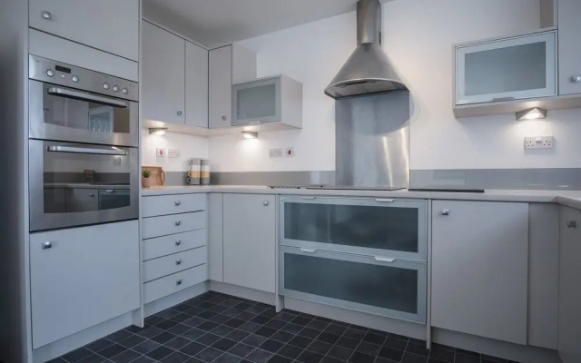 Fisherman's Way - 2 Bed Apt - SA1 Swansea