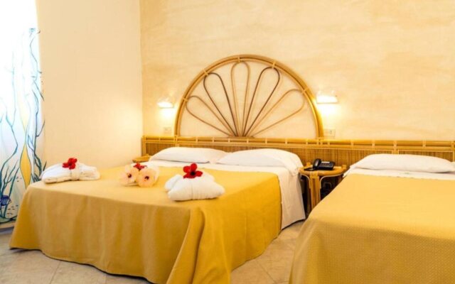 Villaggio Cala Di Volpe Hotel & Residence