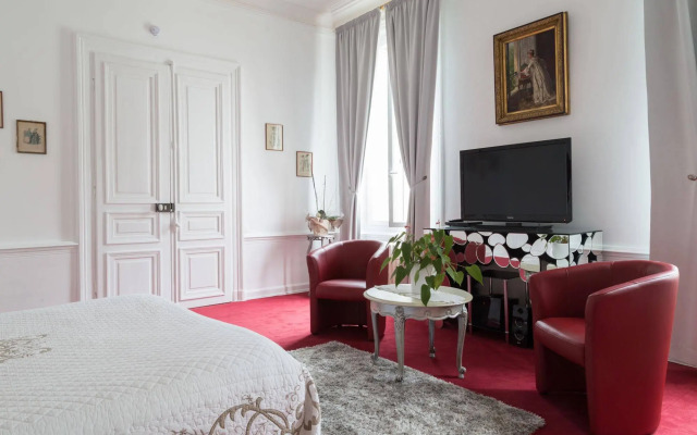 Chambres d'Hôtes - La Villa De La Paix