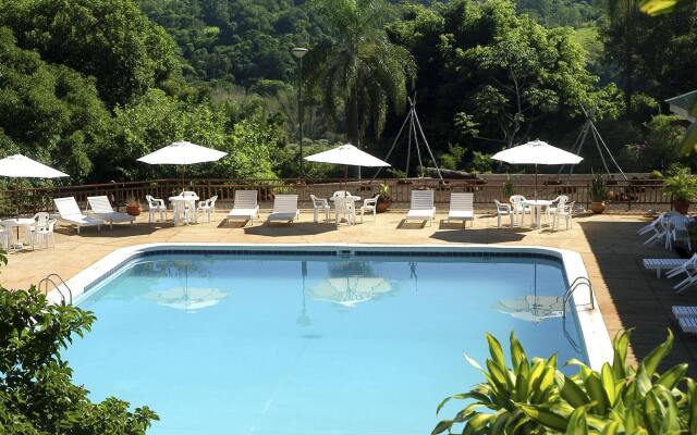 Raíces Esturión Hotel & Raíces Amambai Lodges