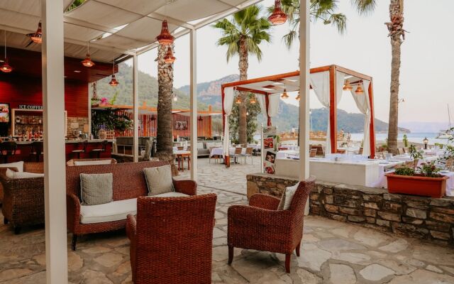 Ekincik Beach Hotel