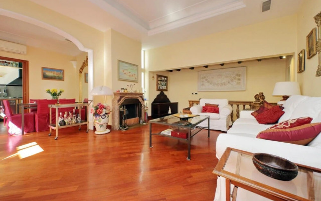 4bnb - Luxury Trevi Apartment w Terrace