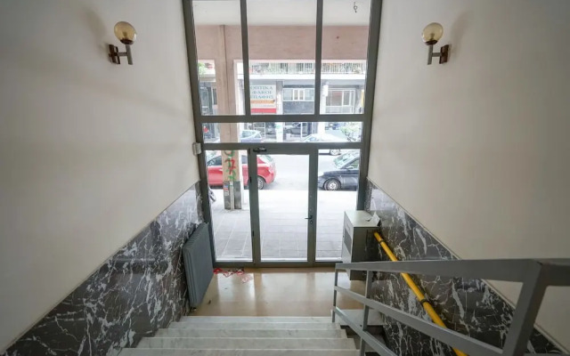 Parthenon Stones apt in Koukaki area