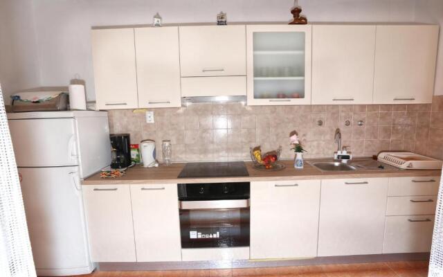 Apartments Slavica Žedno