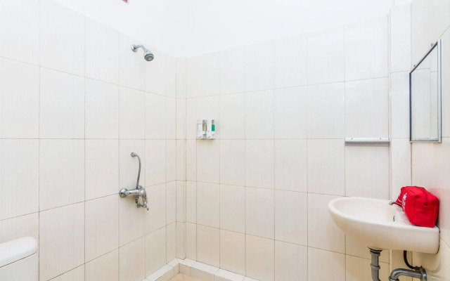 ZEN Rooms Basic Kuta Kubu Anyar