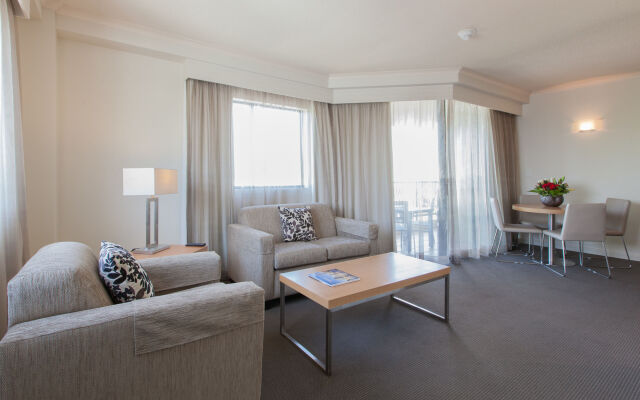 Cosmo Apartment Hotel