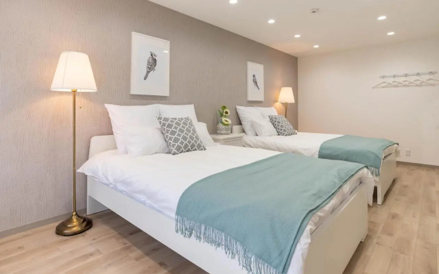 Bijou Suites Cyan