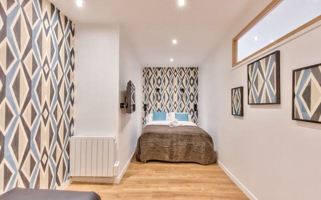 104 Urban Opera Lafayette