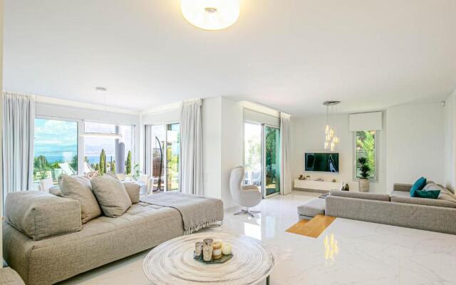 White Pearl Premium Villa Corfu