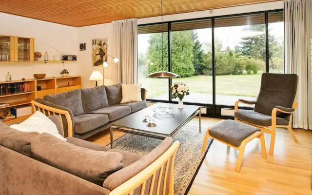 4 Person Holiday Home in Vaeggerlose