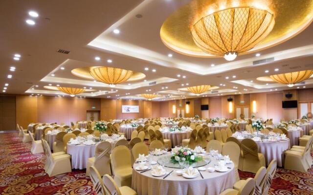 The Grand Plaza Hotel