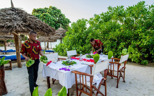 Ras Nungwi Beach Hotel