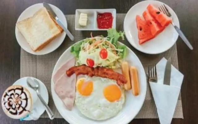 Petpumok Wangnamkhiao Hotel