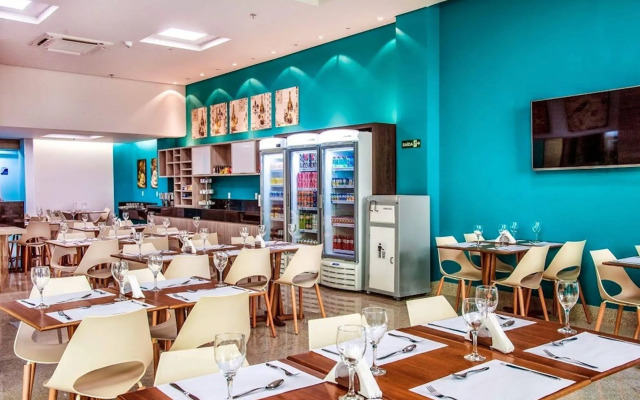 Mega Moda Hotel