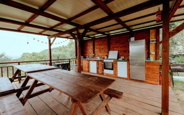 Ljubac Glamping Belltent Robinson