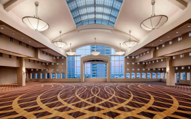 Sheraton New Orleans Hotel
