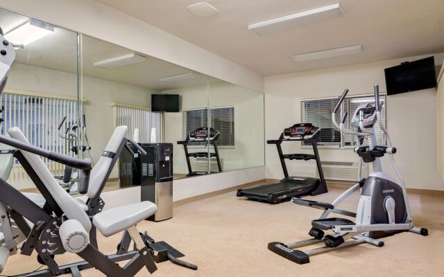 Baymont Inn & Suites Lawrenceburg