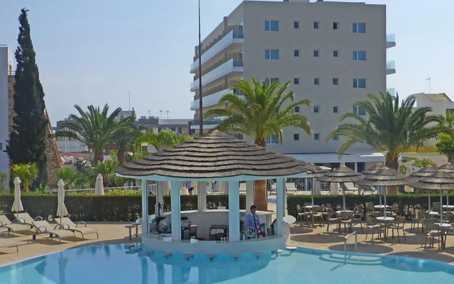 Sunrise Gardens Aparthotel