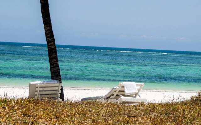 Baobab Beach House Bed & Breakfast