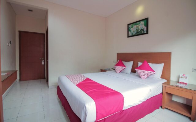 OYO 259 Galaxy Inn