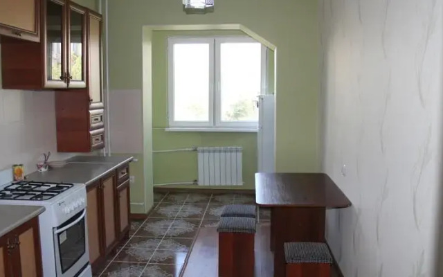 Houseroom J