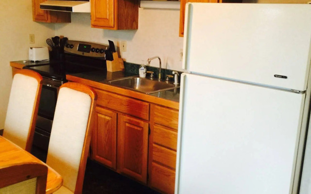 Goodfellos Suites
