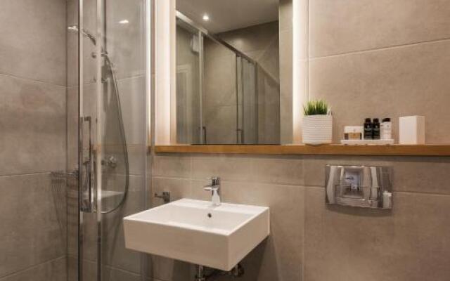 Central Cozy Apartments in Plaka by UPSTREET