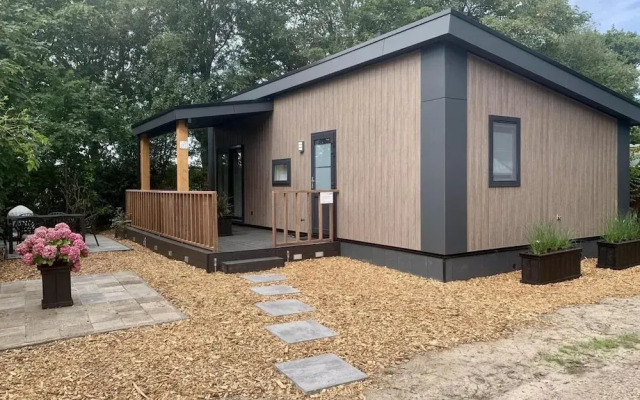 Modern Chalet With Terrace, Veranda