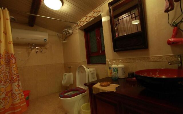 Adu's Room Inn- Shuhe