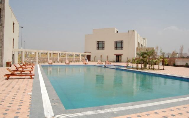 Cambay Resort Jamdoli
