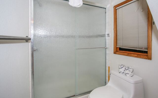 Breezy Estate 114 by RedAwning