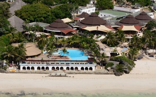 Leopard Beach Resort & Spa