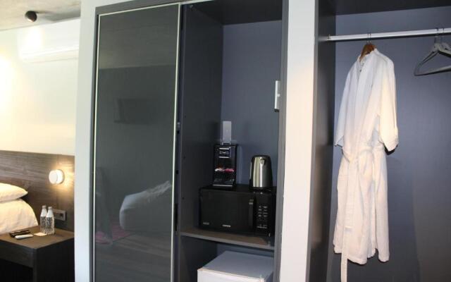 Be House Suites & Spa