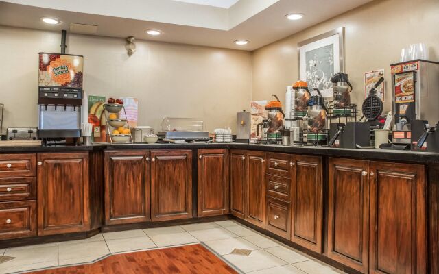 Four Points by Sheraton Hamilton - Stoney Creek