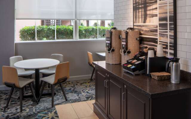 Sonesta ES Suites New Orleans Convention Center