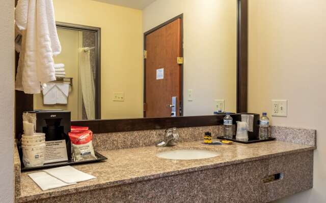 Best Western Plus Red River Inn